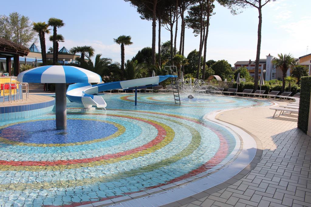 Mediterranee Family Hotel & Spa Bibione Exterior foto